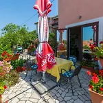 Διαμέρισμα Buovac *
