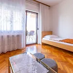 شقة Buovac *