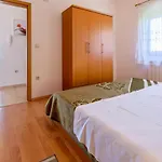 شقة Buovac