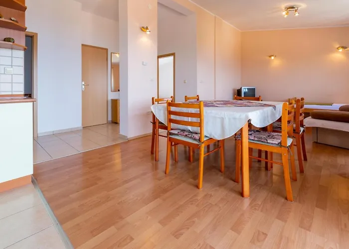 Buovac * 德拉马利